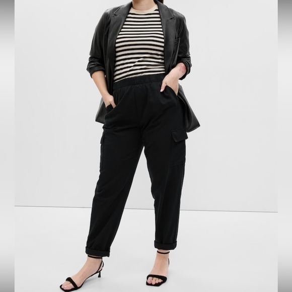NWT! GAP Black Twill Cargo Pants - Multiple🩵 - Picture 4 of 9
